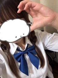 🎒