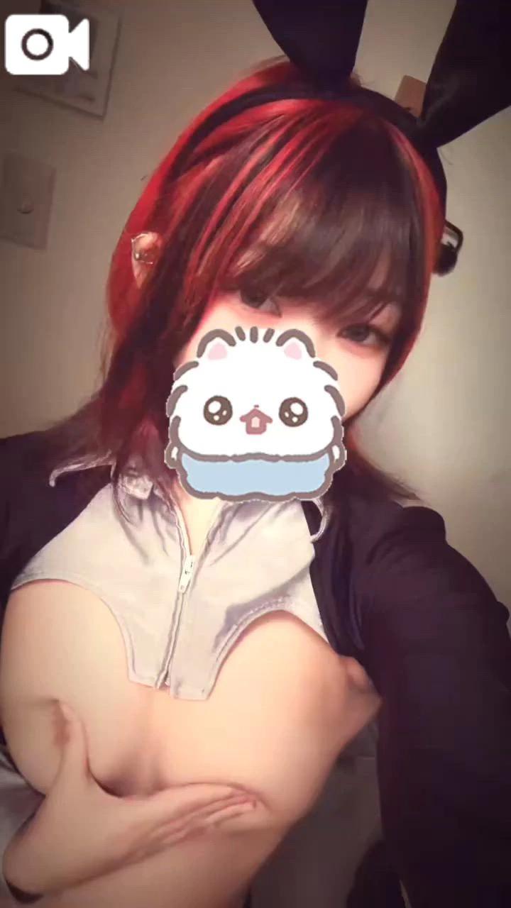 오빠, 점심은 뭐하는거야~?