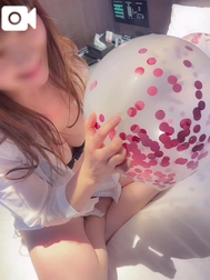 수수께끼의 검은 포치 ⚫️⚫️⚫️