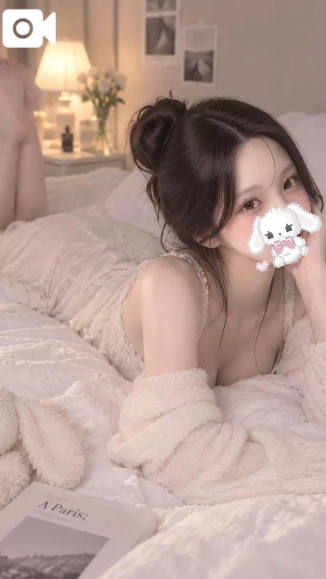 ♡ 좋은 일이야? ♡