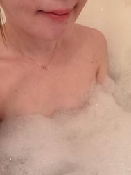 아침부터...