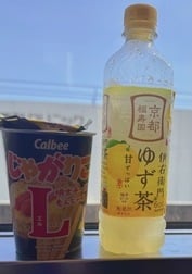 초대를 기다리고 있습니다.