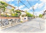 思い出の詰まった家は, 今も誰かを待っている