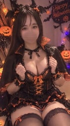 무슨 코스프레 싶어 ~?