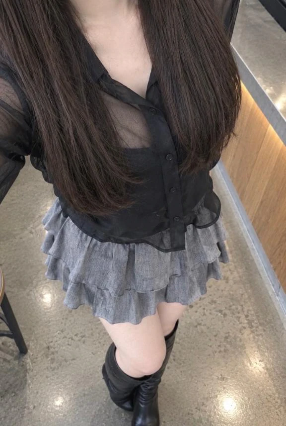 오늘 옷 귀여워서 만나러와 ❣️