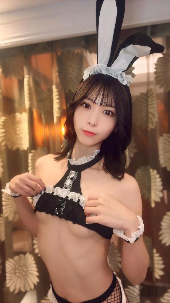 망설이지 않는다.