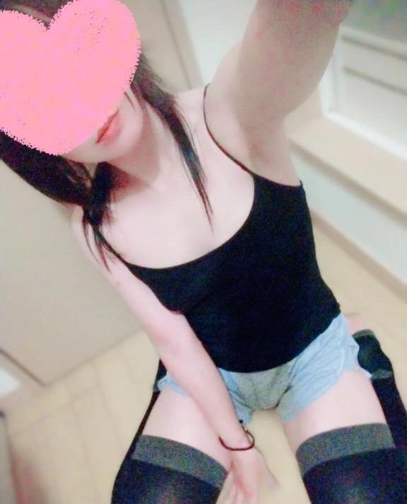 너무 웃어서 근육통