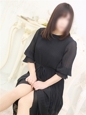 껴안고 싶을 정도로 사랑스러움 - 리에