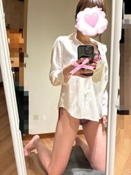흰 셔츠는 뭔가 에로하게 느껴진다...