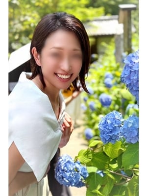 너무 변덕스러운 옆집 부인 - 이오리